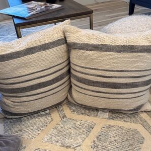 Brentwood 19” square decorative pillow set of two